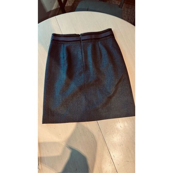 TORY BURCH GRAY SKIRT BLACK PATENT LEATHER TRIM SIZE 8 - Picture 8 of 9